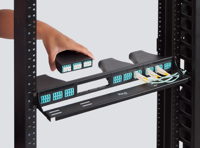 Easily install plastic cassettes onto snap-on patch panel